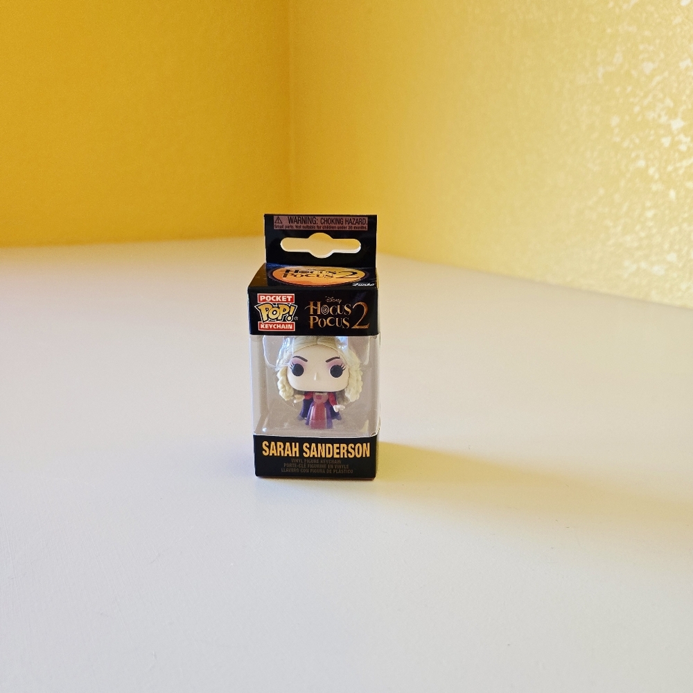 NEW Funko POP! Disney Hocus Pocus 2 SARAH SANDERSON Vinyl Keychain 2023 Gift